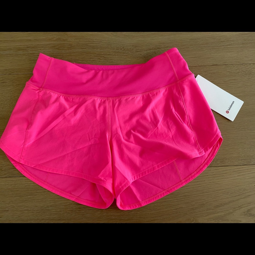 Lululemon Speed Up MR 4” size 6 Pink Highlight NWT